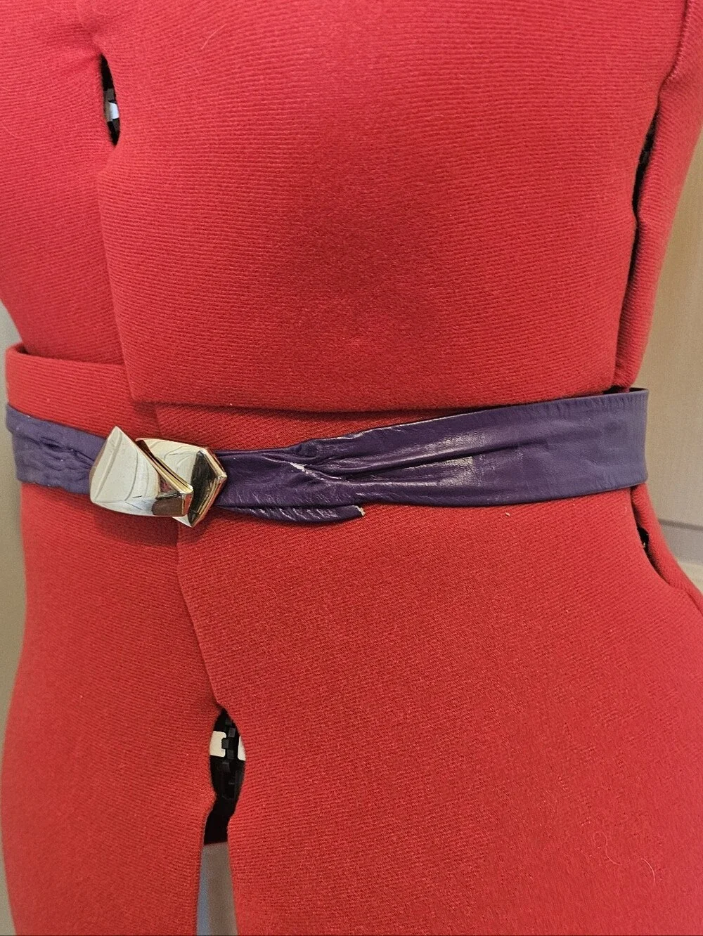 Vintage 80's & 90's Purple Leather Waist Belt 31